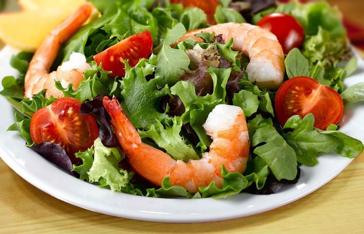 Летний салат и закуска на праздничный стол