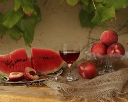 Вино из арбуза в домашних условиях: рецепты, советы
