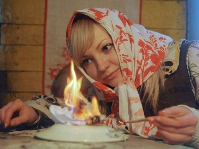 Гадание по тени от сгоревшей бумаги: значение, толкование