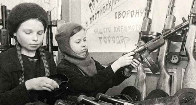 Труд детей в блокадном ленинграде