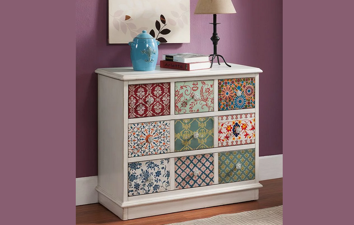 Пэчворк — оригинальная идея украшения интерьера остатками обоев