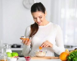Сколько калорий в кураге сушеной на 100 г, в 1 штуке, польза и вред кураги
