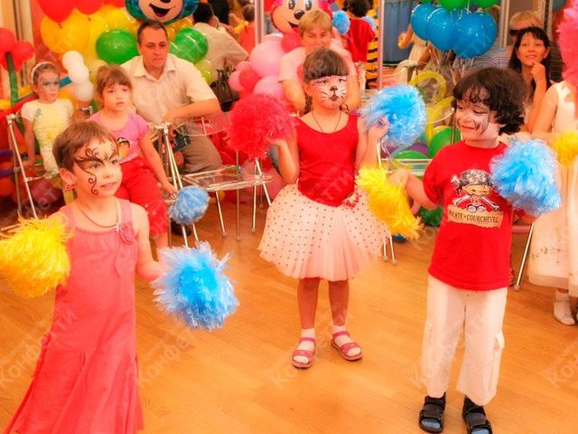 Как сделать султанчики на палочке для танцев, на Новый год, в детский сад?