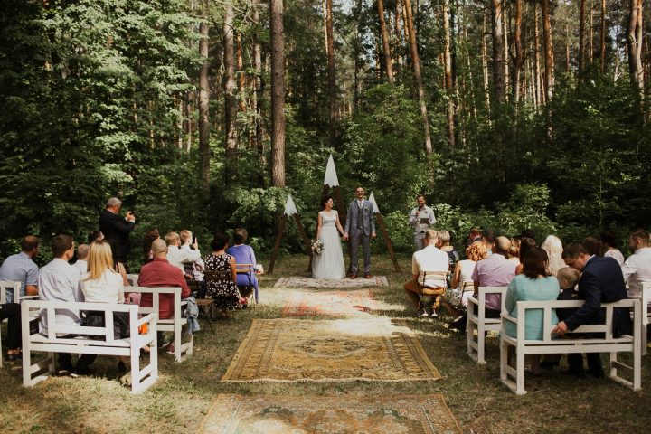 Шуточное представление гостей на свадьбе - тещи, тестя