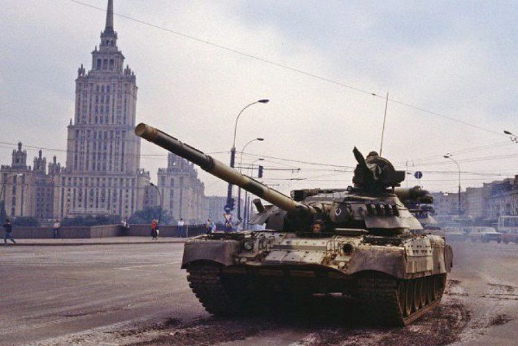 Конфликтная обстановка накалялась
