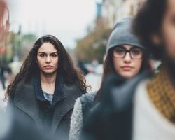 Как заставить себя уважать: 90 способов снискать к себе уважение окружающих