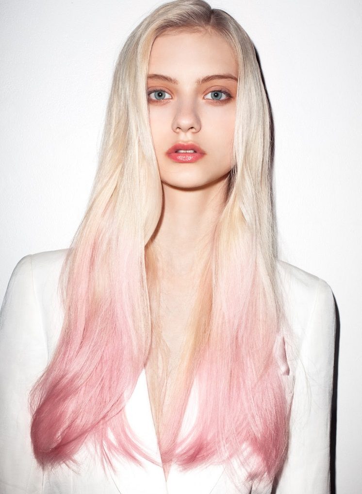 Цветное окрашивание волос в два цвета dip dye