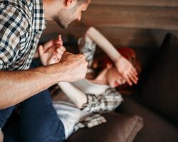 Почему бьют женщин? Есть ли женщины, которые сами выпрашивают побои?