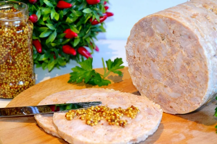 Вкусная домашняя колбаса из курицы в бутылке
