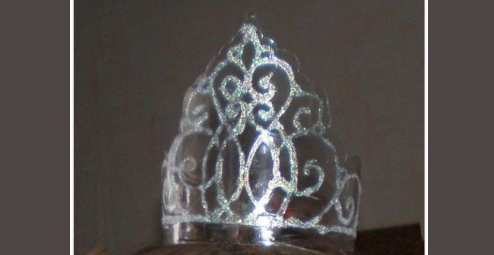 Корона из пластиковой бутылки
