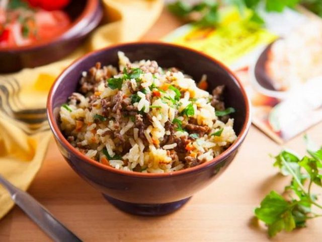 Что можно приготовить из фарша быстро и вкусно?