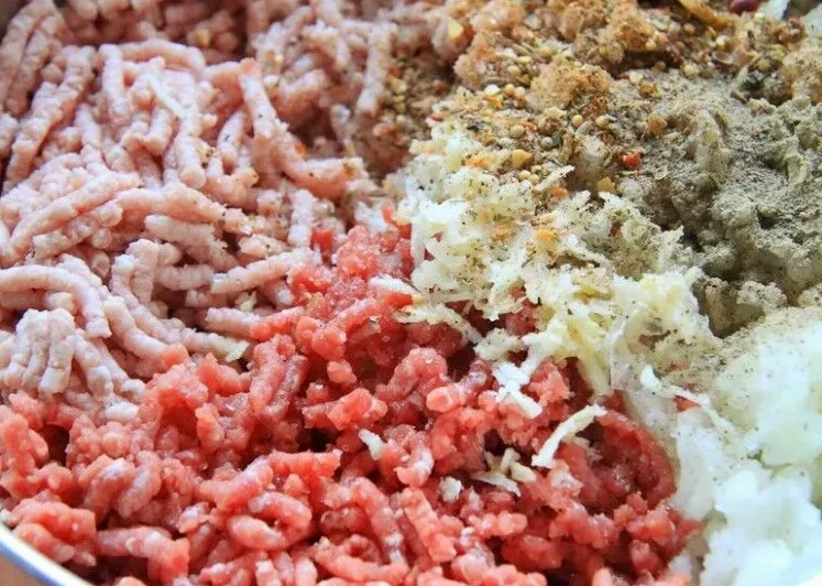 Вкусный фарш для котлет