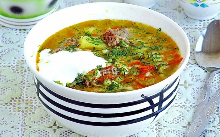 Рисовый суп рассольник с почками