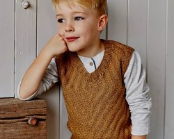 Безрукавка спицами для мальчика: инструкции, схемы, фото