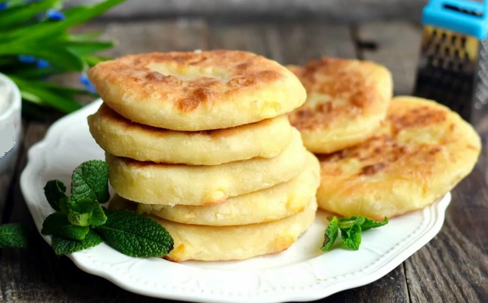 Пышные лепешки на прокисшем молоке