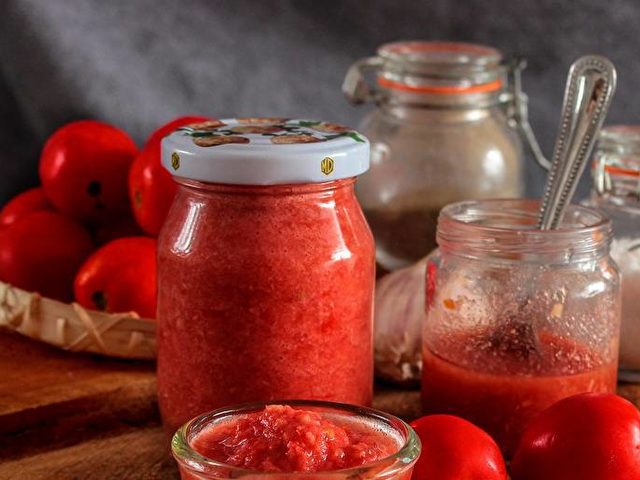Нужно ли добавлять масло в хреновину? Самые вкусные рецепты хреновины на зиму, чтоб не закисла