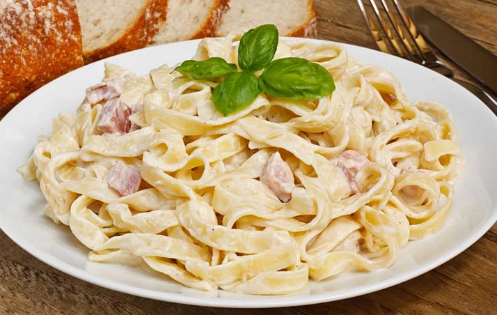 Паста со сливками и сыром