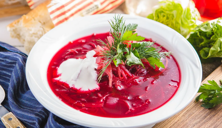 Исправить борщ, если переборщили с уксусом, можно