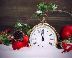 Записки в новогоднюю ночь — короткие, красивые, смешные, веселые пожелания в Новый год на листочках: лучшая подборка