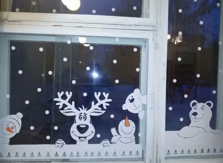 Красиво украшаем окно