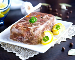 Закрывать ли крышку кастрюли при варке холодца: секреты, рецепт вкусного холодца