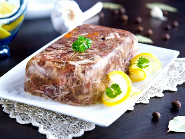 Закрывать ли крышку кастрюли при варке холодца: секреты, рецепт вкусного холодца