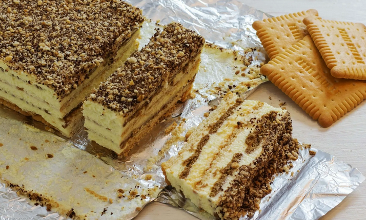 Торт с бананом и просроченным печеньем