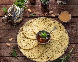Что можно приготовить из остатков манной каши: рецепты