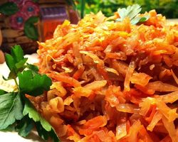 Что можно приготовить из остатков тушеной капусты?