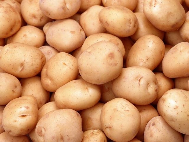 Картошка замерзла на балконе: можно ли есть замерзшую картошку?