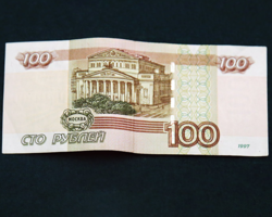 Что делать, если уронил вещь на кладбище, деньги, упали на могилу: что это значит?