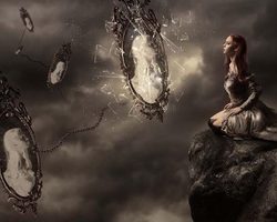Плохие приметы в доме — что нельзя хранить дома?