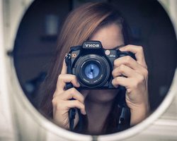 Почему нельзя фотографировать себя в зеркале? Что будет, если сфотографироваться в зеркале?