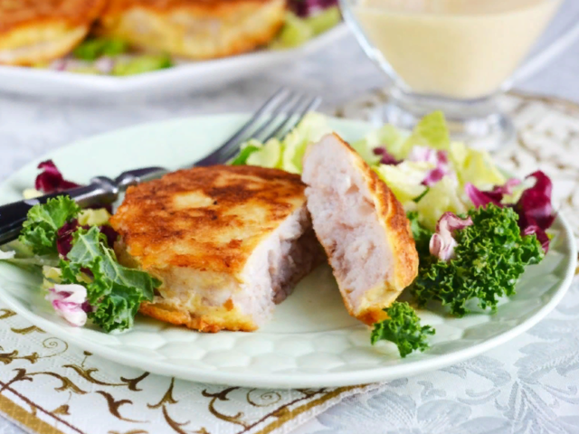 Как вкусно приготовить замороженные медальоны из хека: простые рецепты