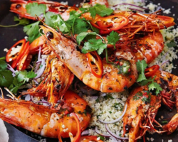 Как вкусно приготовить лангустины замороженные неочищенные с головой и без головы на сковороде, в духовке, мангале, гриле: рецепты. Как замариновать креветки, лангусты и лангустины для жарки: советы