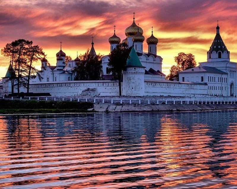 Кострома - сказочный город, который выгодно дополняет золотое кольцо россии