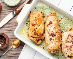 Что можно приготовить вкусное из оставшейся куриной грудки