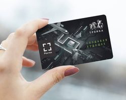 Какой стороной прикладывать банковскую и транспортную карту к теминалу? Какой стороной прикладывать транспортную карту, карту Тройка, к терминалу в автобусе, метро? Какой стороной прикладывать карту сбербанка и других банков к терминалу в магазине?