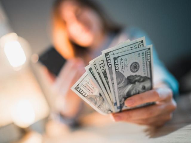 Как понравиться деньгам? Как нужно правильно относиться к деньгам, чтобы они были?