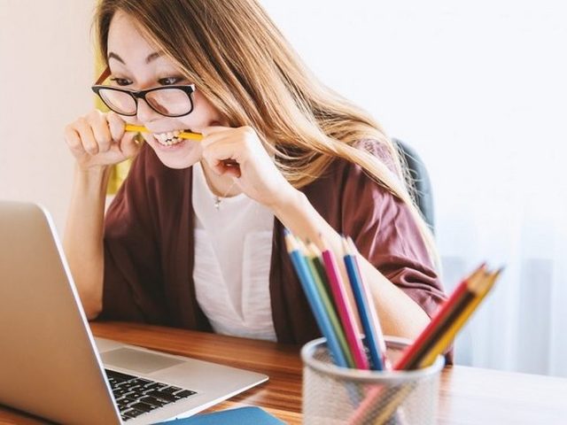 Как написать интересное письмо, рассказ о себе? Как можно написать необычно красиво любимому человеку о себе, чтобы было интересно: примеры писем о себе