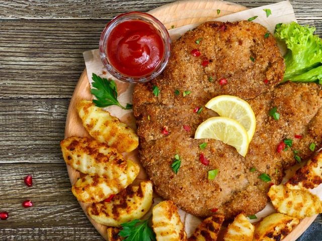 Как вкусно приготовить шницель из свинины замороженный полуфабрикат: кулинарные советы, рецепты
