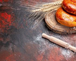 Как вкусно приготовить замороженные пирожки полуфабрикаты в духовке?
