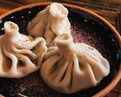 Как вкусно приготовить хинкали полуфабрикаты замороженные: кулинарные советы, рецепты, способ приготовления в мультиварке
