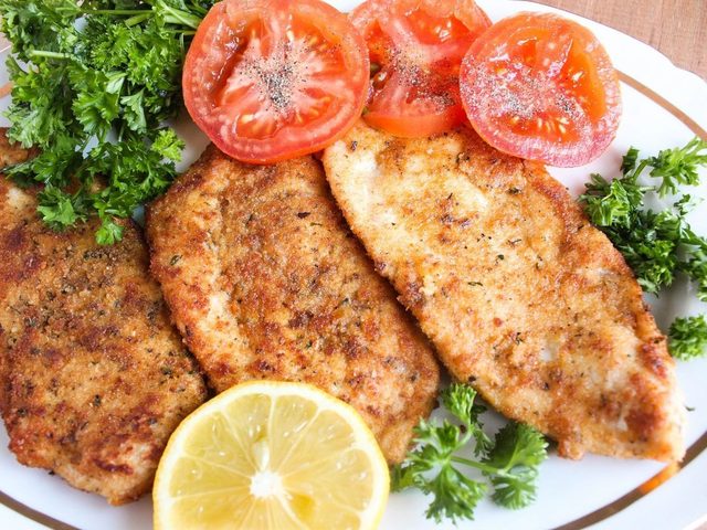 Как вкусно приготовить куриные отбивные замороженные полуфабрикаты: рецепт, тонкости приготовления