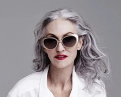 Очки старят или молодят женщину? Какие очки молодят женщину после 40 лет? Очки, которые молодят: фото