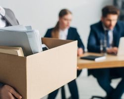 Пожелание коллеге мужчине и женщине при увольнении в стихах и прозе, своими словами