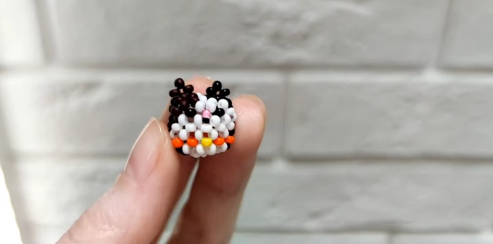 Котик из бисера на елку