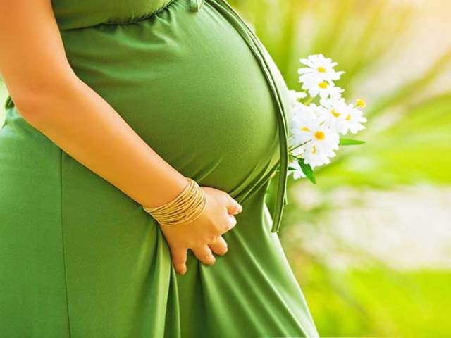 Can hemorrhoids go on your own after pregnancy and childbirth, without treatment?