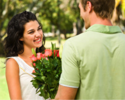 The first date with the girl. How to behave on a date?