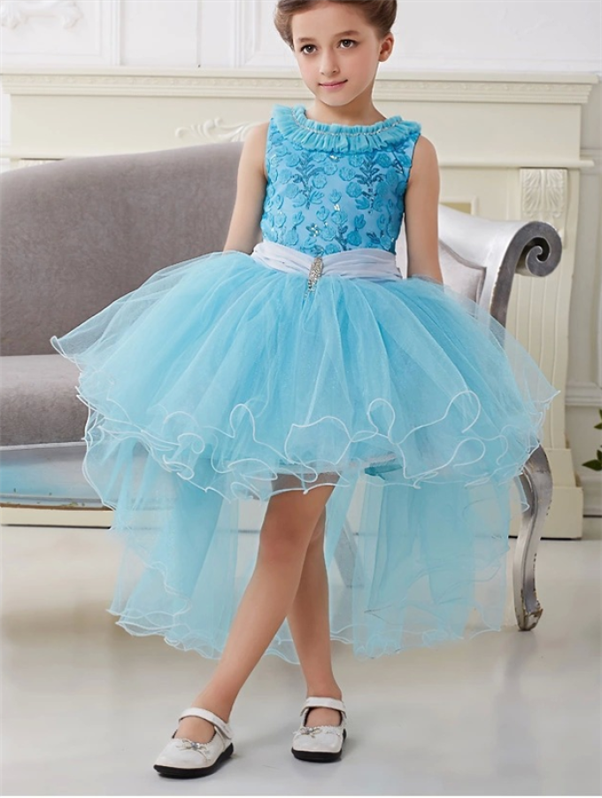 Robe pour enfants avec une jupe froide